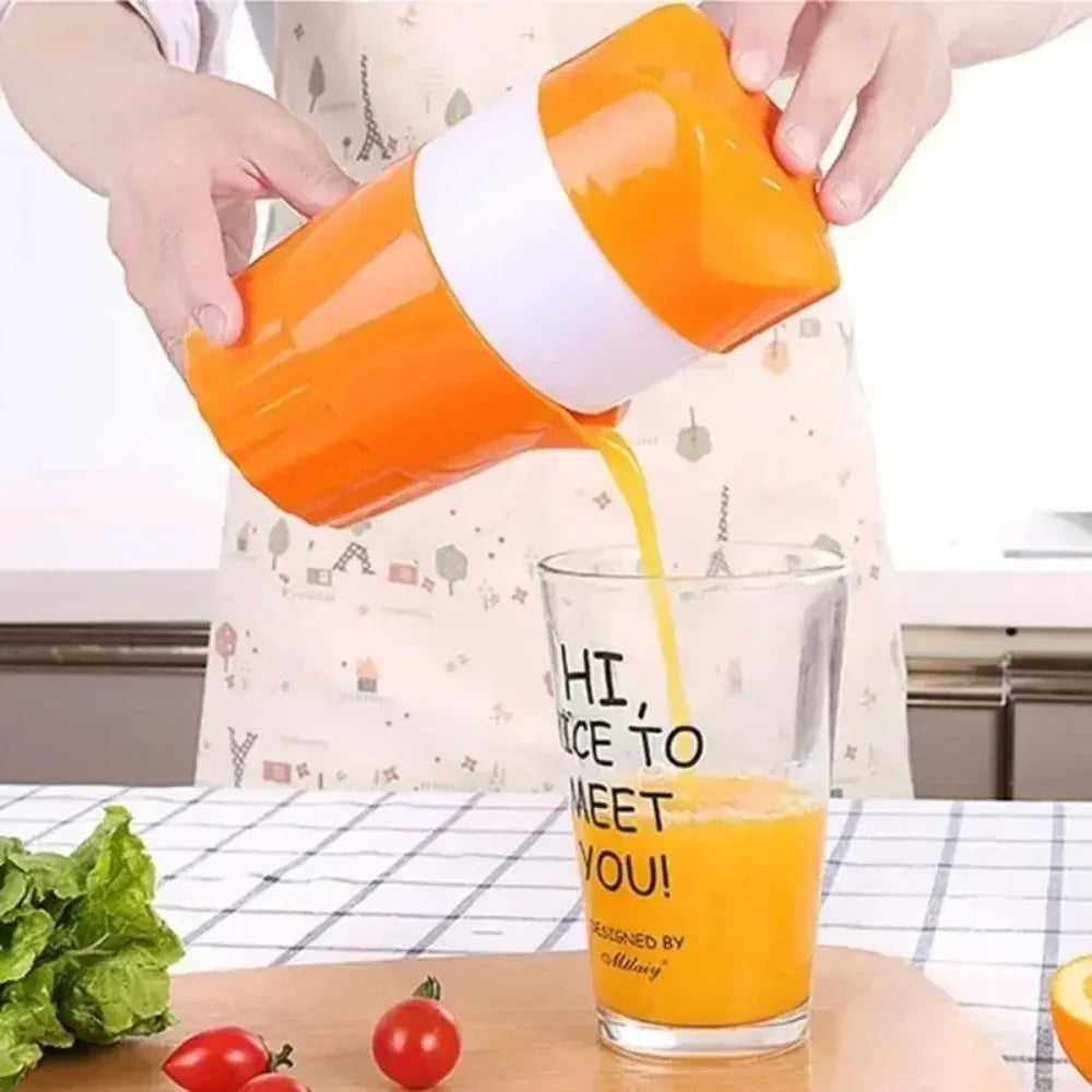 Handy Citrus Squeezer for Shakes
